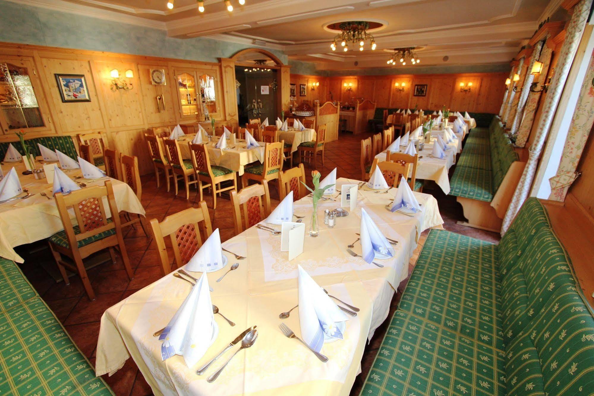 Hotel Goldener Stern Abtenau Luaran gambar